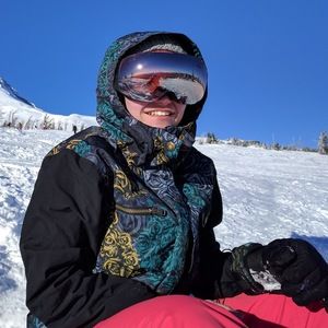 Meet your Posher, Alice